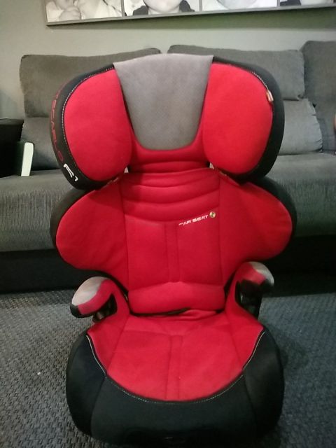 Cadeira auto com Isofix. Modelo de Montecarlo