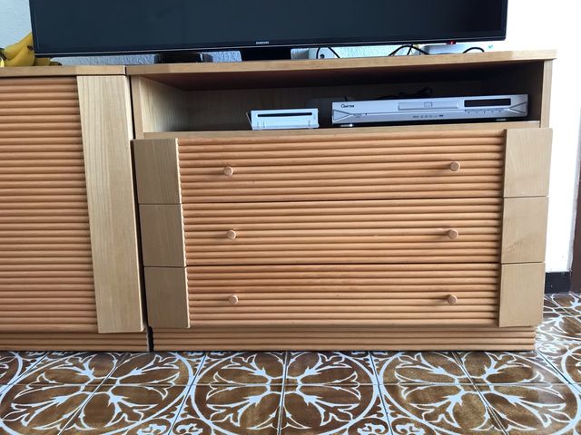 Mueble consola televisión. de segunda mano por 70 € en Barcelona en