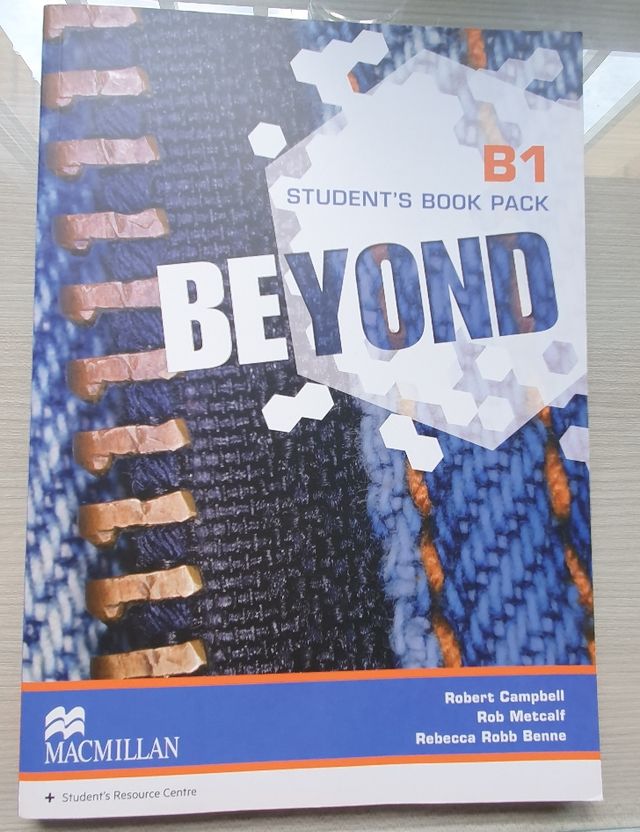 Libro de inglés b1 beyond macmillan de segunda mano por 12