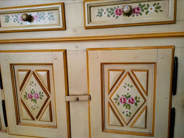 Mueble aparador antiguo vintage de segunda mano por 185 € en Mairena