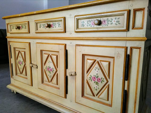 Mueble aparador antiguo vintage de segunda mano por 185 € en Mairena