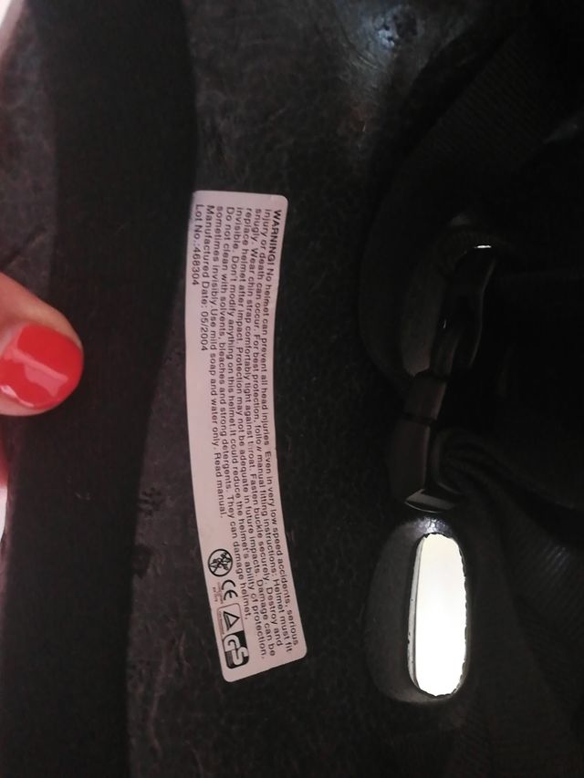 CASCO DE BICICLETA Y  MONOPATÍN