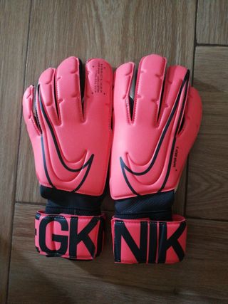 جدي جورج هانبيري غاضب جدا guantes de portero nike rosas -  reddoorrealestateky.com