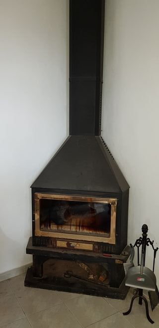 Chimenea rinconera de segunda mano en WALLAPOP