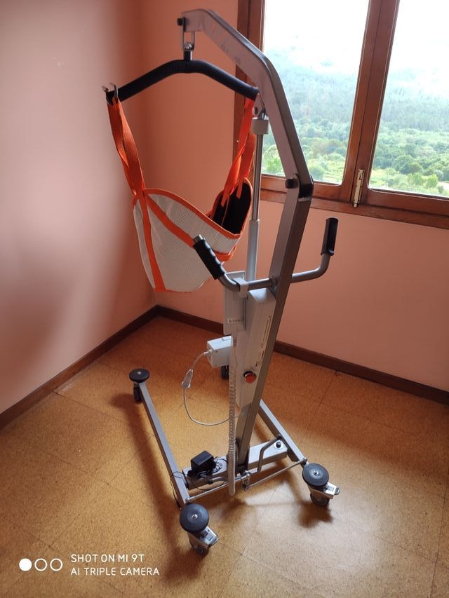 Grúa personas movilidad reducida