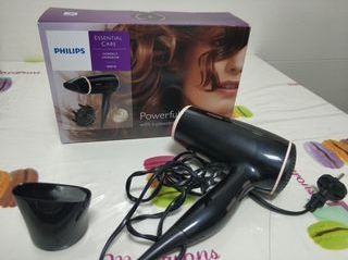 SECADOR PELO PHILIPS BHD004 1800W ESSENTIAL CARE de segunda mano por 17 EUR  en Gijón en WALLAPOP