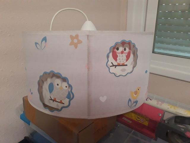 Lampara de techo infantil.