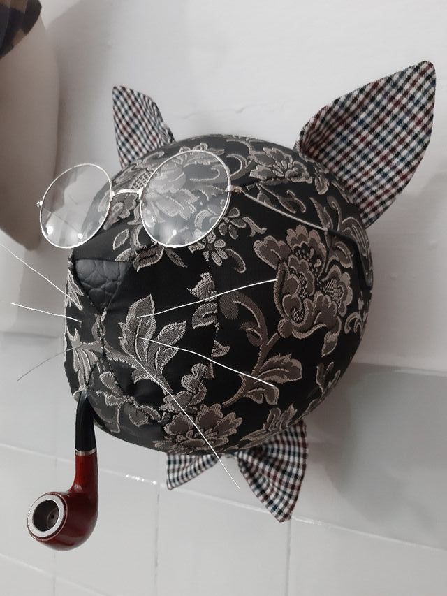 cabeza de gato de tela de DeSandra