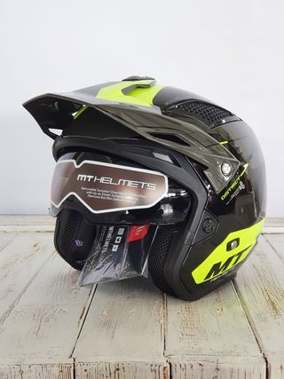 Casco MOTO de segunda mano por 40 € en Puente Genil en WALLAPOP Casco MOTO de segunda mano por 40 € en Puente Genil en WALLAPOP