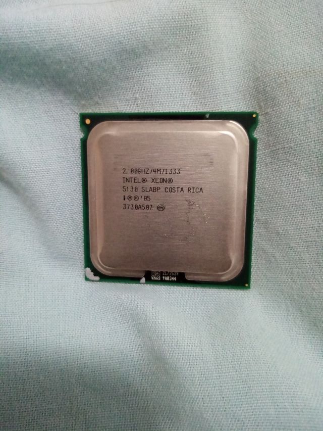 Intel Xeon 5130 SLABP