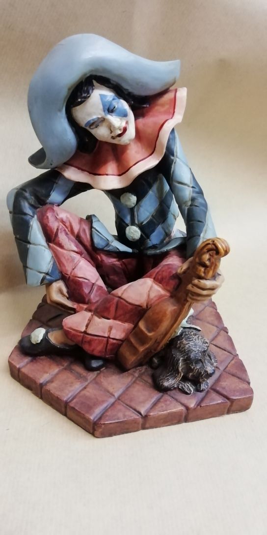 figura sobremesa cerámica Arlequín