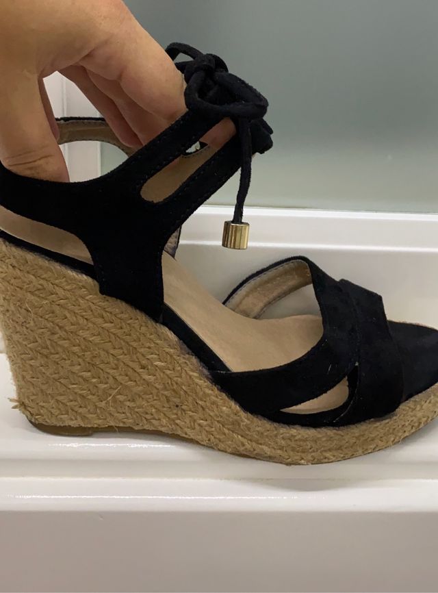 Cuñas negras esparto 39
