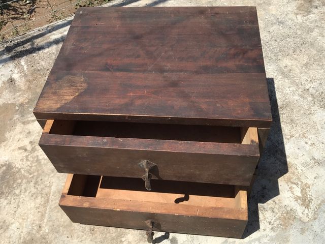 2 cajones de madera