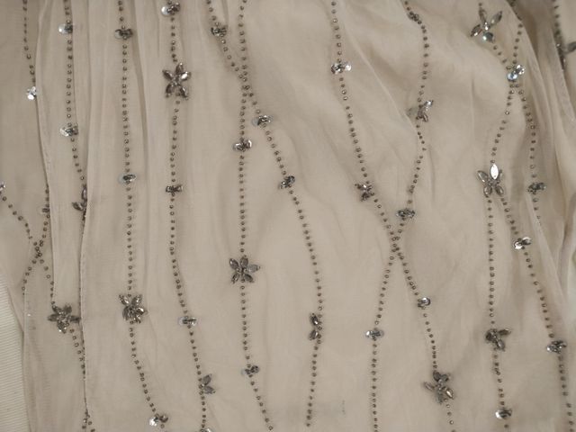 Vestido fiesta, pedreria, Talla 40, marca Amite