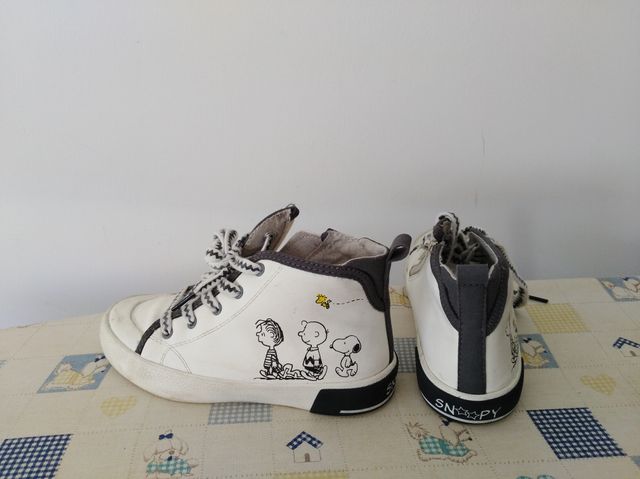 zapatillas Snoopy, número 30-31
