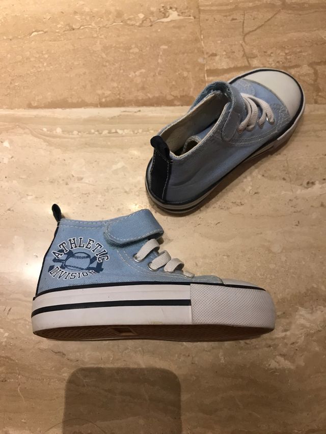 Zapatillas talla 23 nuevas de HyM - Sin usar