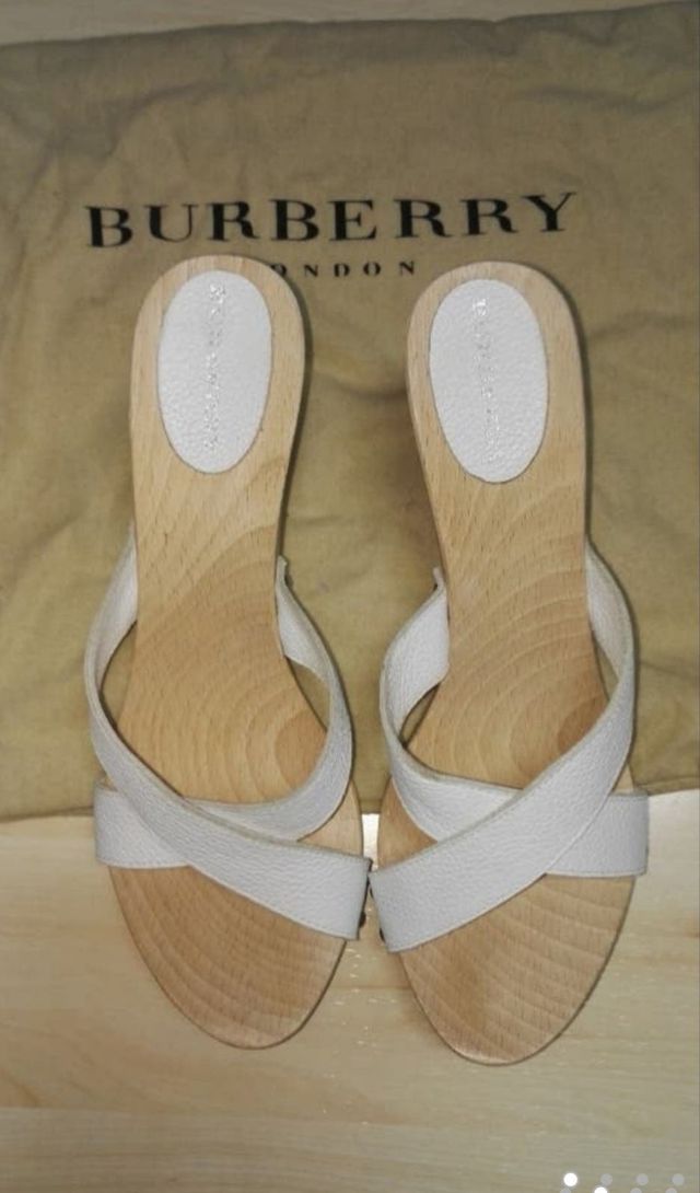 Sandalia BURBERRY