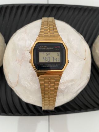 Reloj Casio dorado de segunda mano en la provincia de Girona Reloj Casio dorado de segunda mano en la provincia de Girona