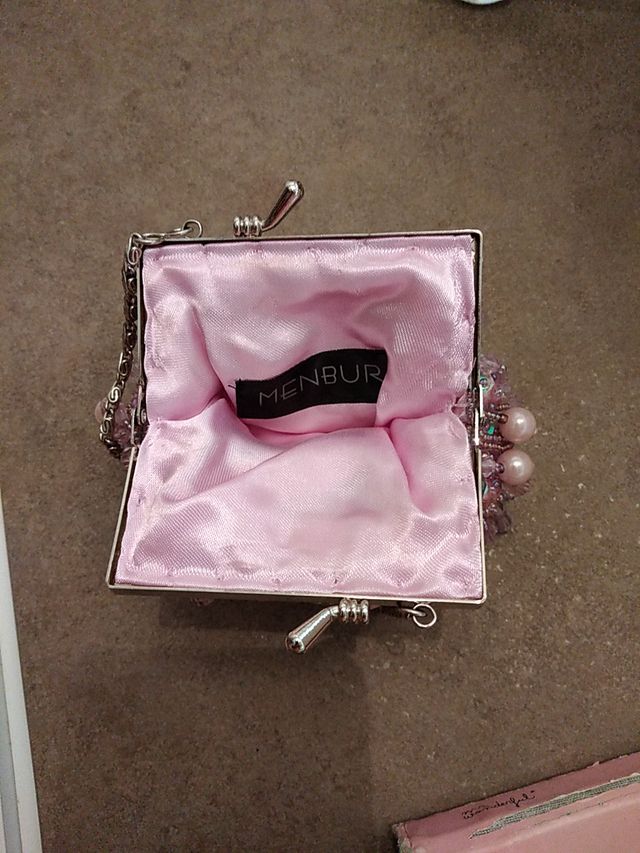 Cartera boda un solo uso.