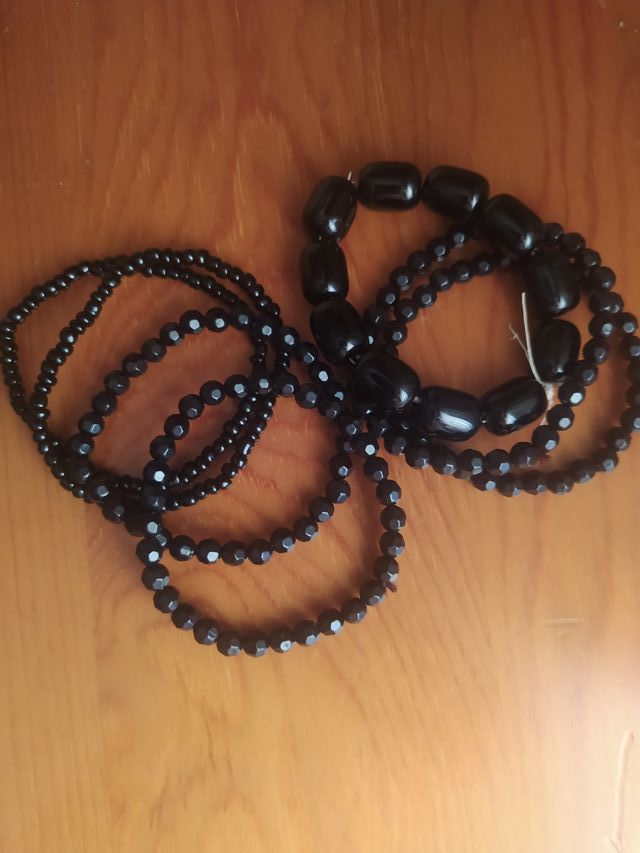 Pulsera negra