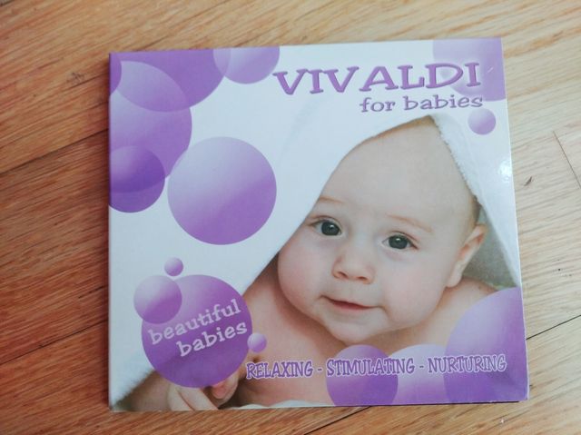 Música para bebés. Sin uso.