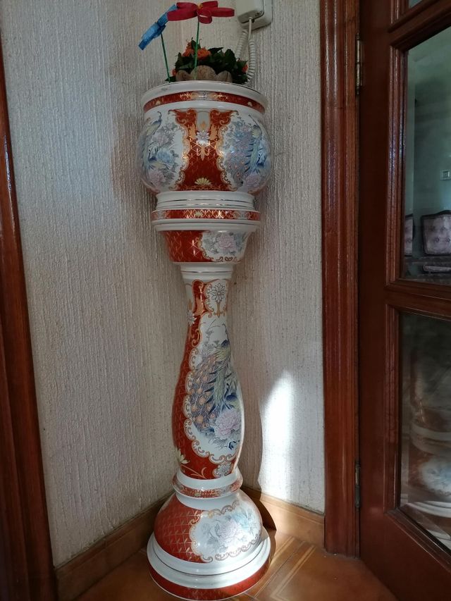 Jarrón con columna Alcobaça