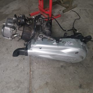 MOTOR KYMCO grand dink 250CC de segunda mano por 400 EUR en Yuncos en  WALLAPOP