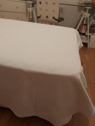 Colcha cama 90 de segunda mano en Majadahonda en WALLAPOP Colcha de segunda mano en Majadahonda en WALLAPOP