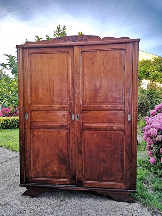 Armario ropero antiguo en WALLAPOP