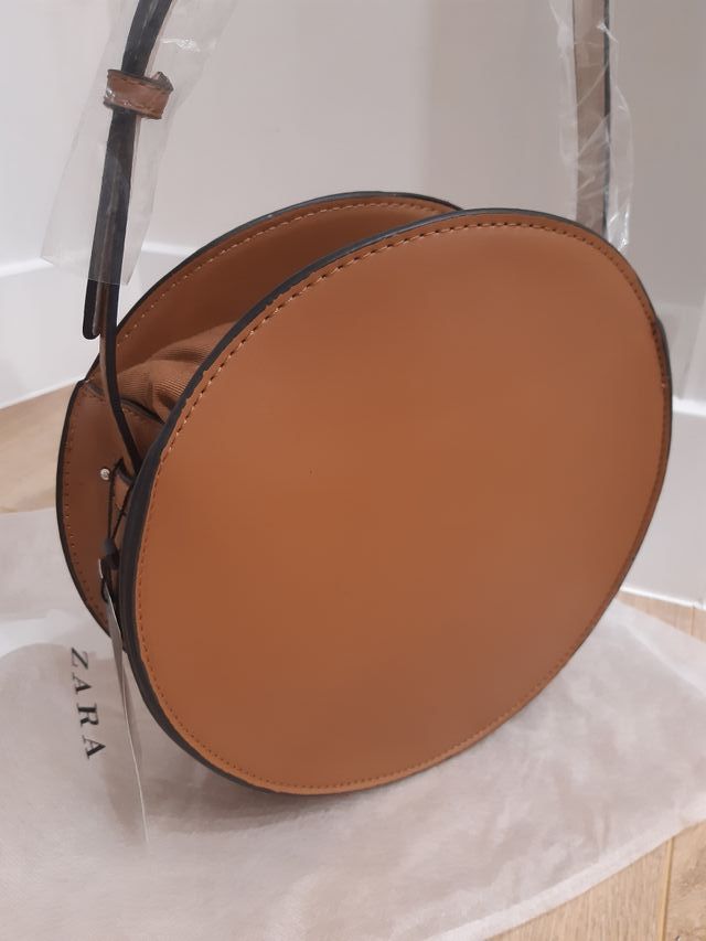 Bolso redondo Zara