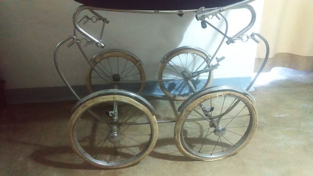 Carro bebé Vintage (Arrue)