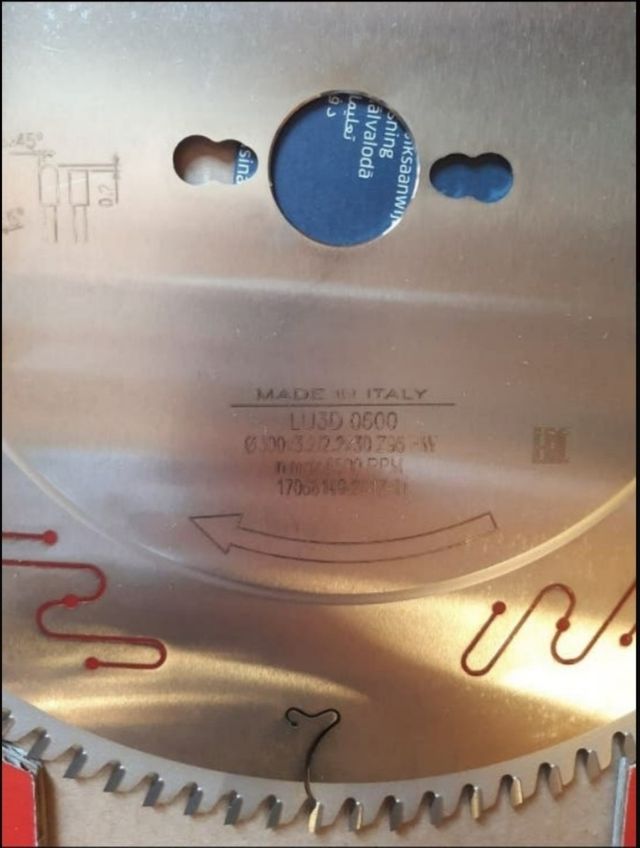 Discos de corte 300x3,2x30 z96. Con y sin teflón.