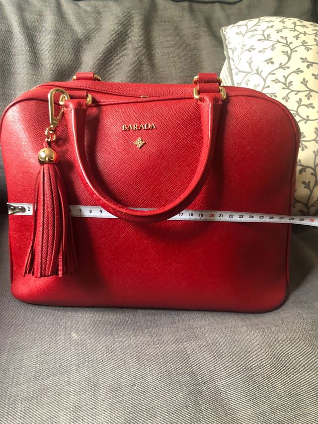 Bolso de piel Rojo grande ,nuevo