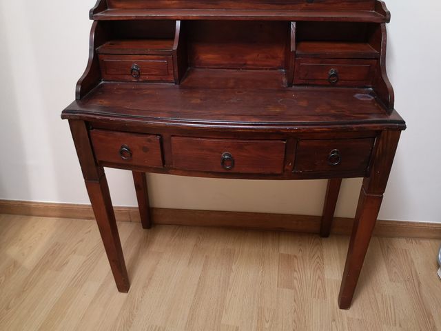 escritorio de madera 