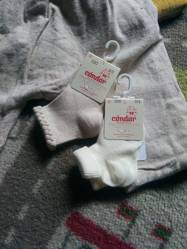 Conjunto Zara bebé 1-3 meses + calcetines nuevos