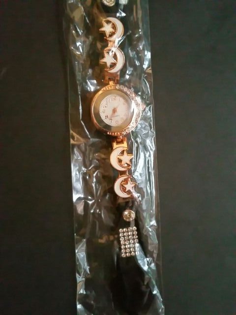 Reloj pulsera para mujer nuevo negro dorado brilla