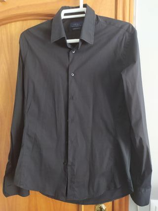 Camisa Super Slim Zara de segunda mano por 10 € en Vidreres Zara camisa SlimFit hombre de segunda mano por 10 € en