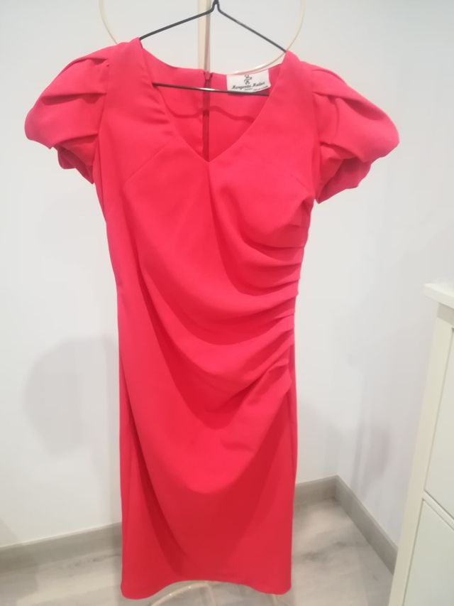 Vestido cóctel color coral