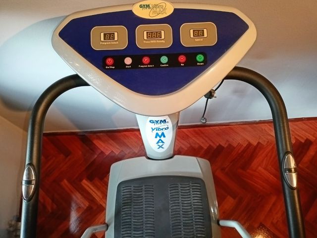 Plataforma vibratoria, tonificación muscular, redu