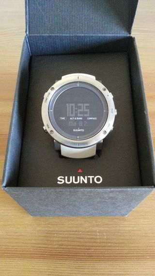 SUUNTO CORE STEEL. COMO NUEVO. 2 CORREAS SIN USAR de segunda mano por 200  EUR en Beas en WALLAPOP