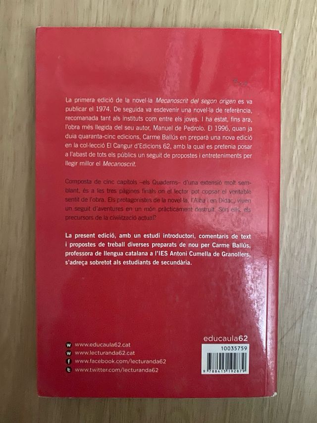 Libros DESLIZA PARA VER