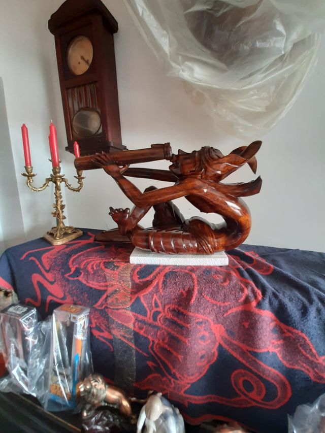 TALLA DE MADERA FLAUTISTA DE HAMELIN