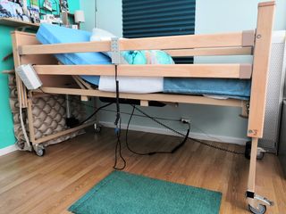 Cama articulada 105 con carro elevador