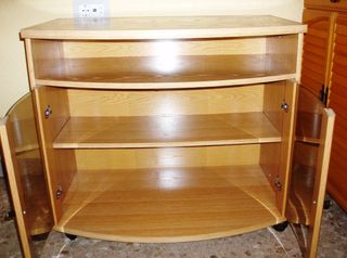 Mueble de TV con ruedas de segunda mano por 25 € en Massamagrell en