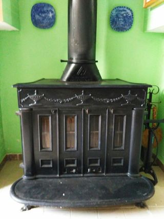 Chimenea Hierro de segunda mano en Madrid en WALLAPOP