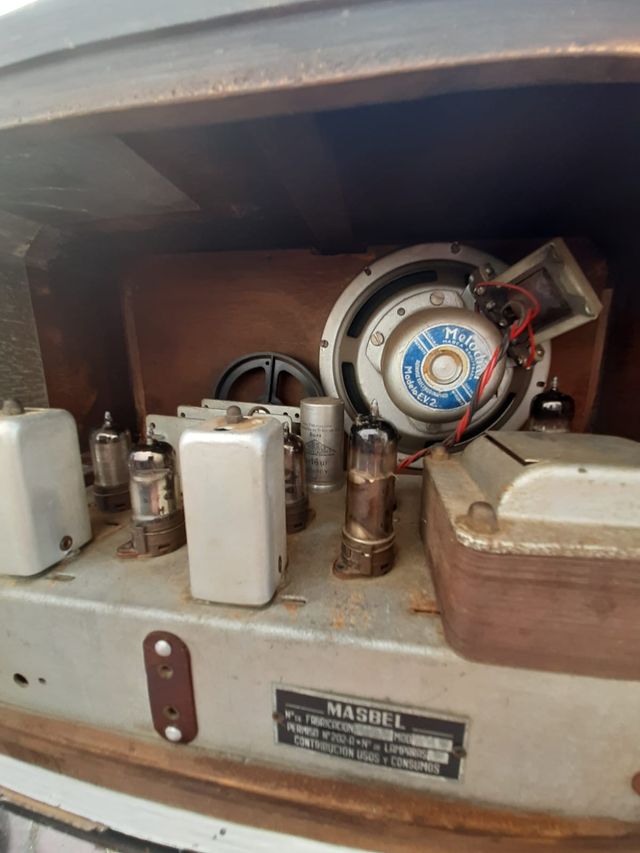 RADIO MASBEL MODELO 445 SIGLO XIX