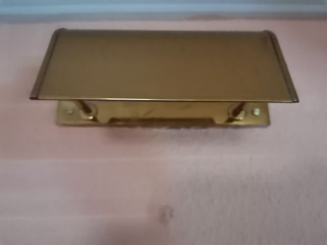 2 Apliques latón para iluminar cuadros.