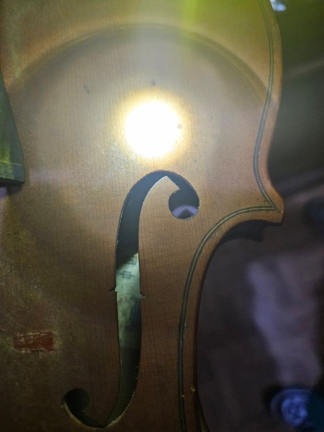 violin de algo más de 100 años de 4/4