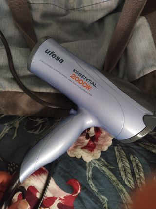 Secador de pelo de segunda mano en Murcia en WALLAPOP Secador de pelo de segunda mano en la provincia de Murcia en