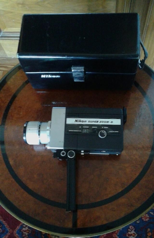 CÁMARA NIKON SUPER ZOOM 8